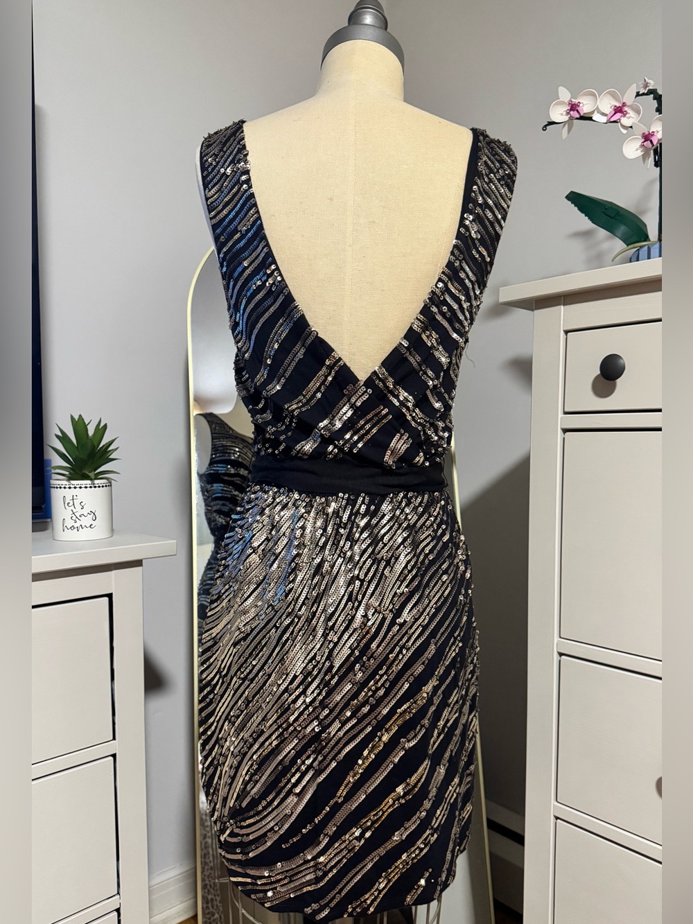 Express Black Gold & Sliver Sequin Midi Dress Deep V Open Back Belt Size Small - Picture 2 of 11